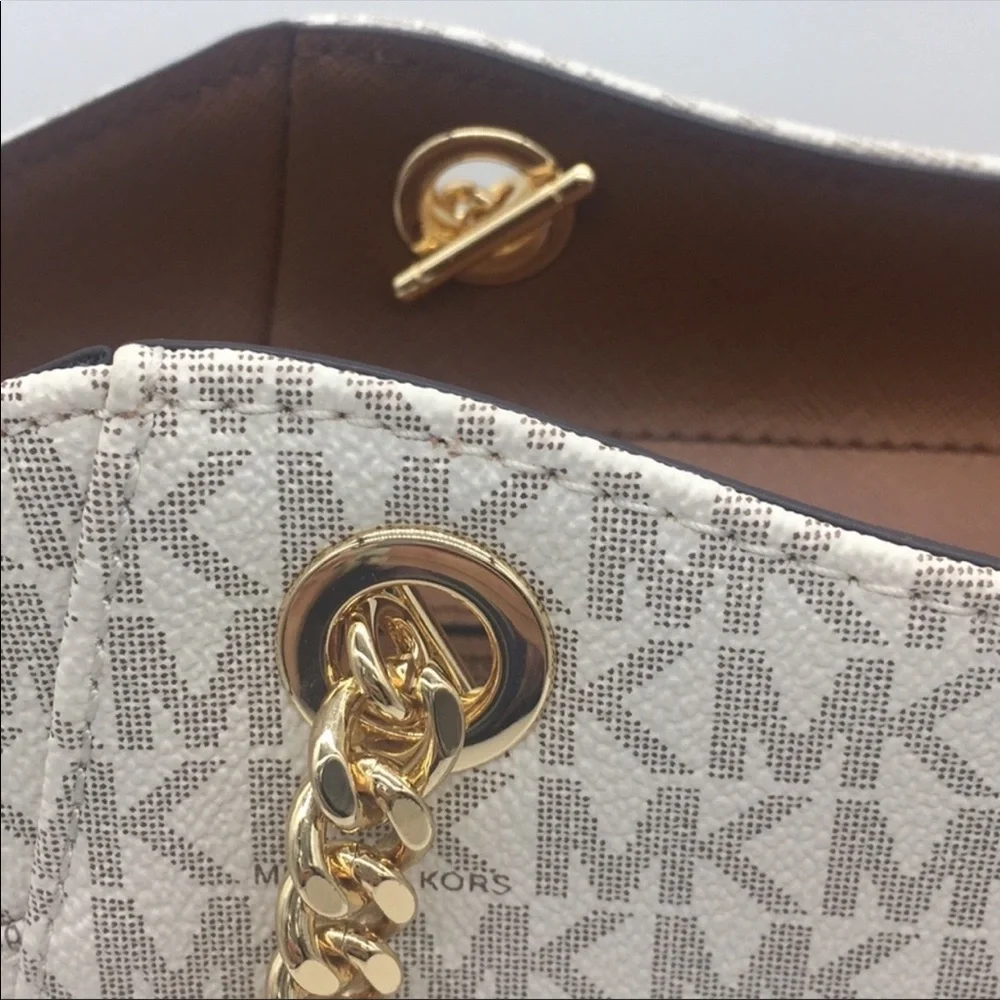MICHAEL KORS LG CHAIN SHOULDER TOTE VANILLA - Picture 8 of 16
